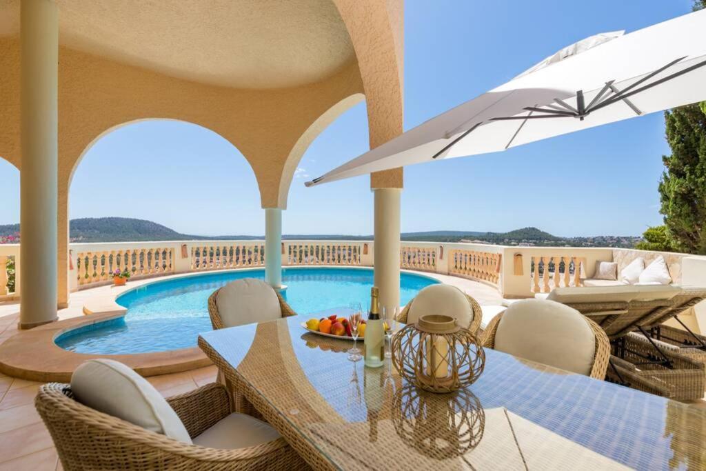 Meerblick Villa "Buena Vista" In Santa Ponsa, Mallorca Kültér fotó