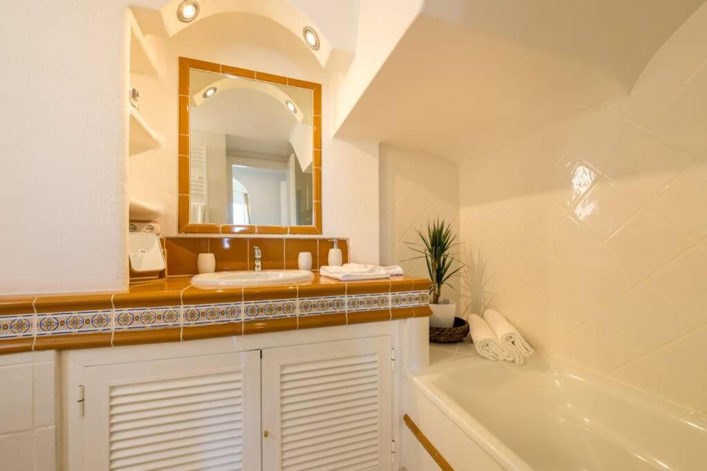 Meerblick Villa "Buena Vista" In Santa Ponsa, Mallorca Kültér fotó